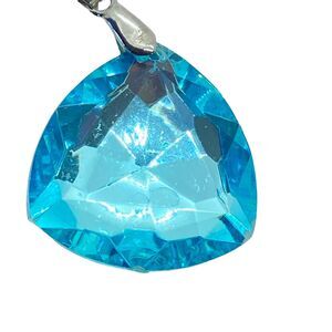Pendant Necklace Womens Blue Silver Tone Trillion Cut Giant Acrylic Faux Topaz